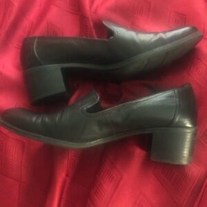 Liz Claiborne casual black shoes, size 7, chunky heels